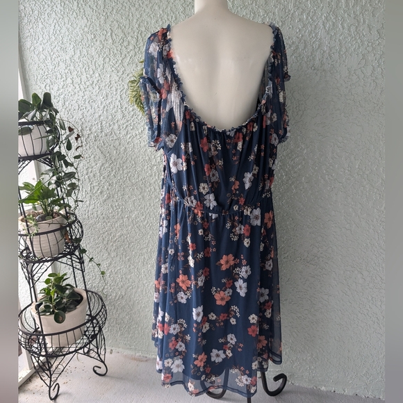 Torrid cold‎ should floral dress size 6xl - Picture 5 of 10